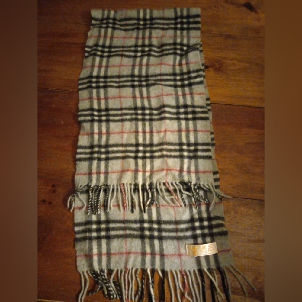 King Deer 100% Cashmere Scarf , Black/Gray/Red/White Plaid 47x12.